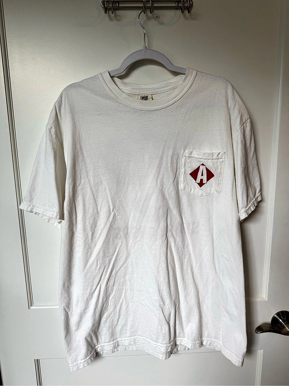 Comfort Colors Arkansas “Sharkansas” Pocket Tee in white - XL